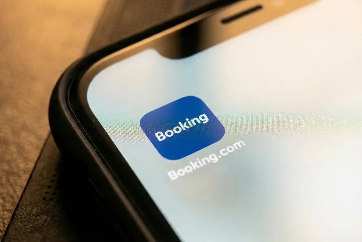 Booking Holdings Named Top Travel Pick, Morgan Stanley Sees AI Opportunity