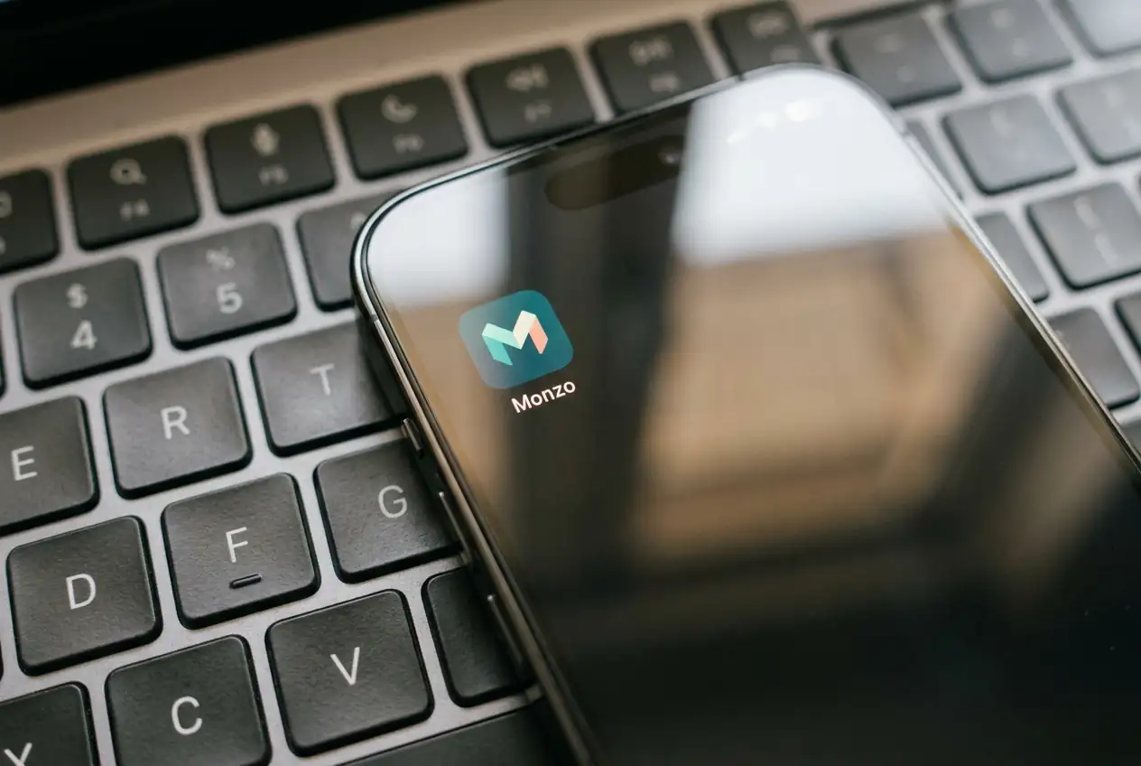 Monzo Weighs Selling 15% Stake to CVC, Advent After Nubank Talks Fail