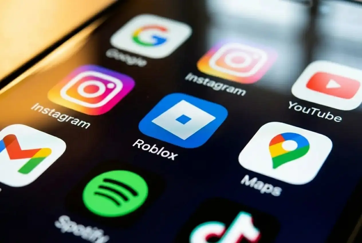 Roblox enables standalone game publishing, challenging Unity and Unreal Engine